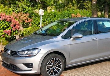 VW Golf Sportsvan 108.000 km 11.000 &euro; RHEINE 48431