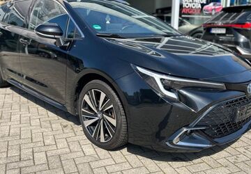 Toyota Corolla 24.202 km 27.475 &euro; Steinfurt-Borghorst 48565
