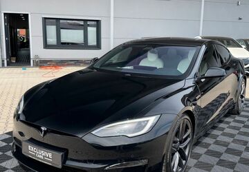 Tesla Model S 71.444 km 76.650 &euro; Emsbüren 48488
