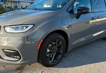 Chrysler Pacifica 54.000 km 39.999 &euro; Schüttorf 48465