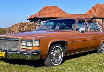 Cadillac Deville 101.000 km 14.500 &euro; Bad Bentheim 48455