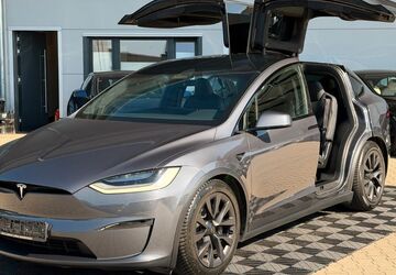 Tesla Model X 51.999 km 84.750 &euro; Emsbüren 48488