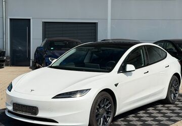 Tesla Model 3 26.999 km 45.500 &euro; Emsbüren 48488