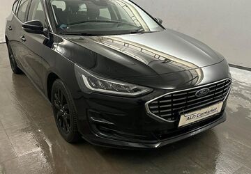 Ford Focus 10.724 km 24.450 &euro; Rheine 48432