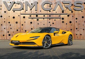 Ferrari SF90 18.653 km 369.900 &euro; Gronau 48599