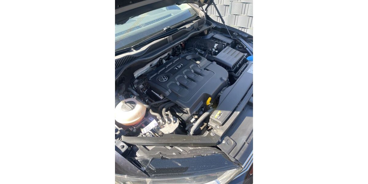VW Golf 270.000 km 5.800 &euro; Rheine 48429