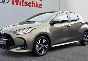 Toyota Yaris 8.059 km 21.890 &euro; Rheine 48432